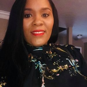 Meet your Posher, Kemala